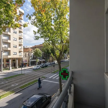 Host Wise - Anna Flats