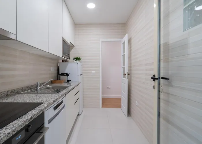 Host Wise - Anna Flats