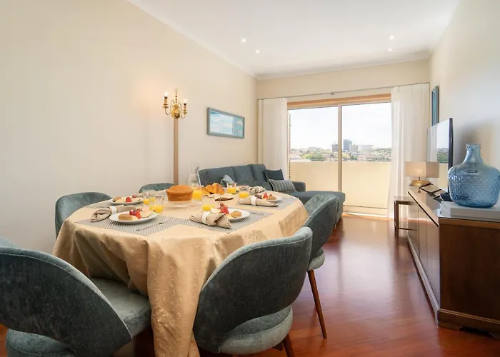 Host Wise - Anna Flats Apartman *